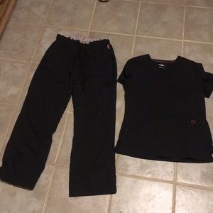 Size medium black scrub set